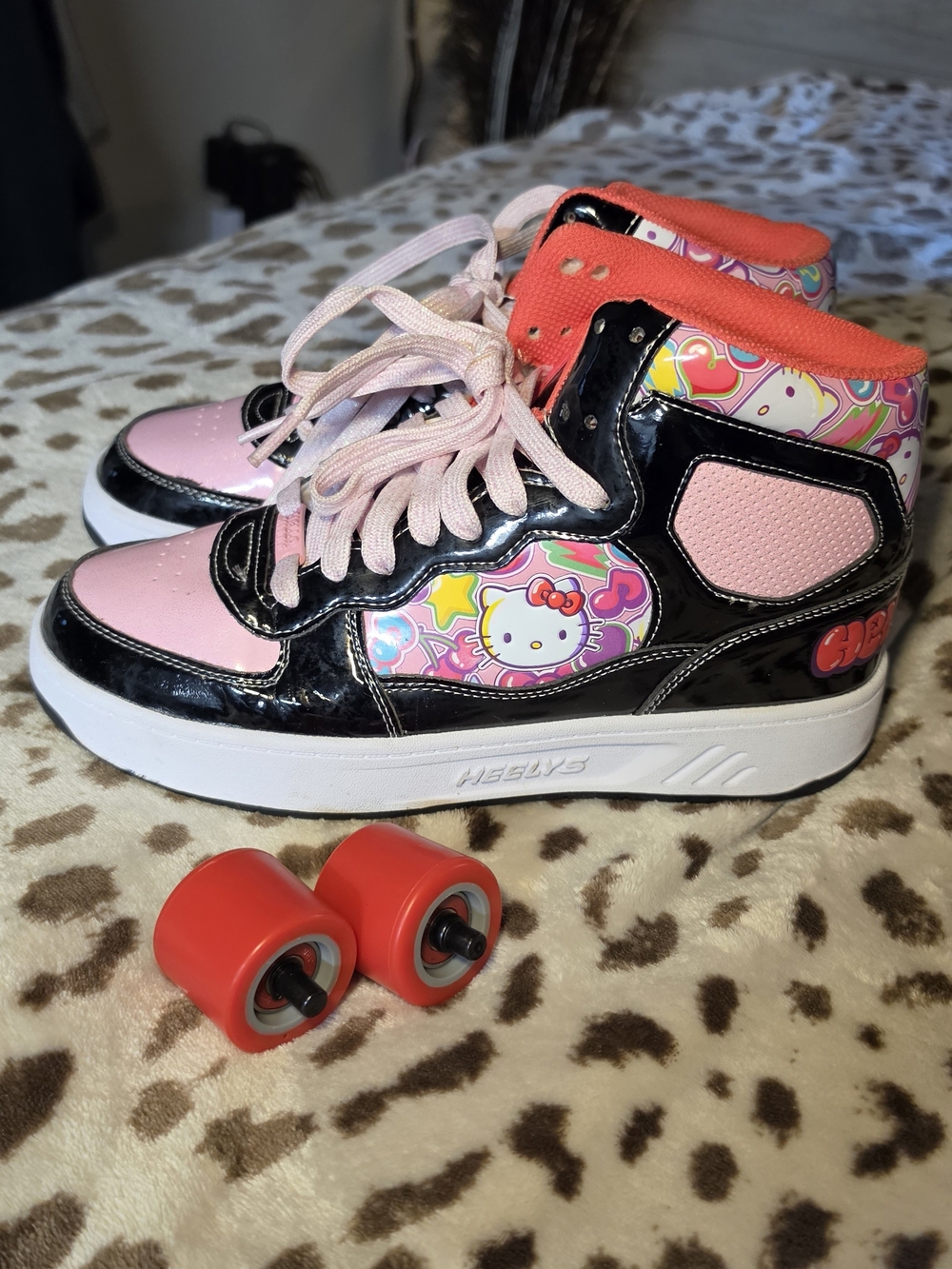 Hello Kitty Pink & Black Kids High-Top Shoes